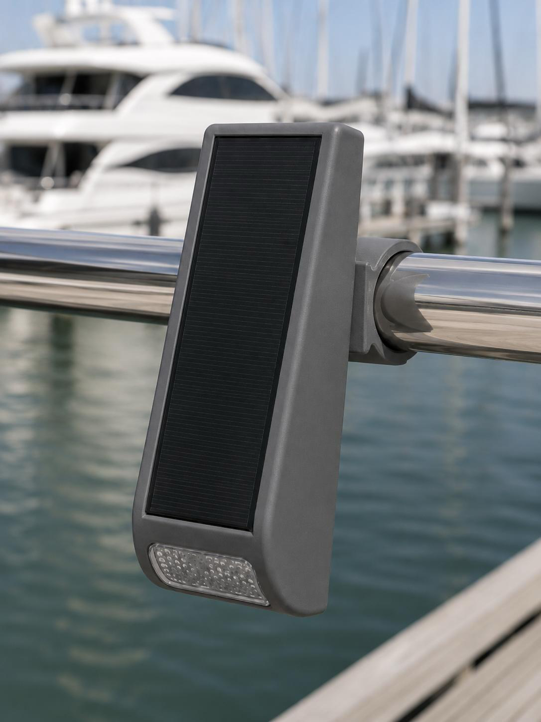 Railinglight Pro mounted on a stainless steel yacht railing